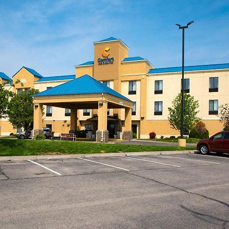 Comfort Inn & Suites Hutchinson Esterno foto