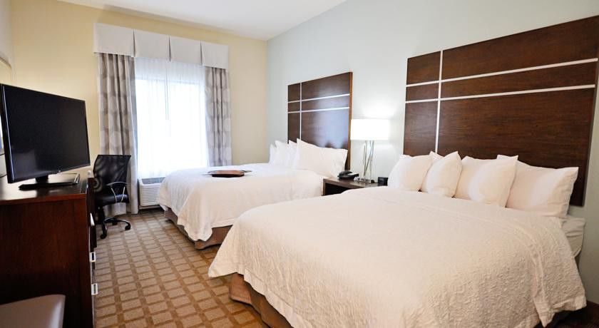 Comfort Inn & Suites Hutchinson Esterno foto